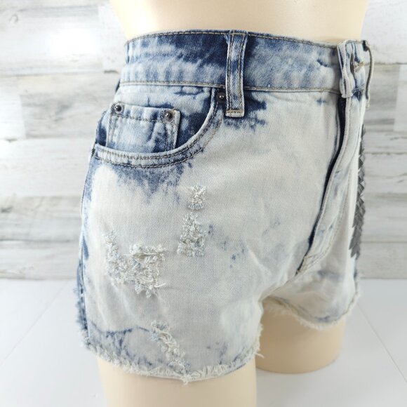 BDG HIGH RISE DREE CHEEKY SHORTS WOMEN'S SIZE 29 W STUDDED VINTAGE WASH *FLAWS* - Picture 5 of 16
